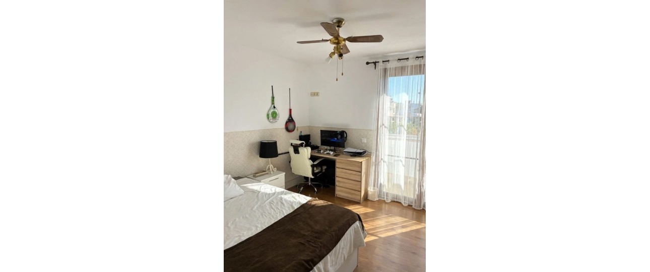 Resale - Town house - Marbella - Elviria