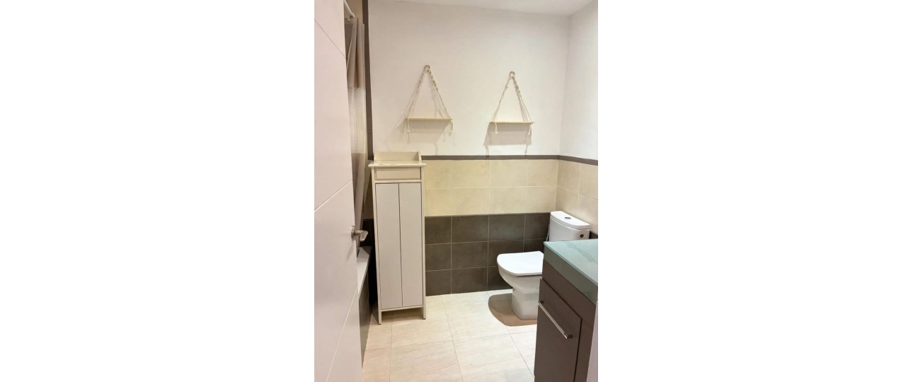Resale - Town house - Marbella - Elviria