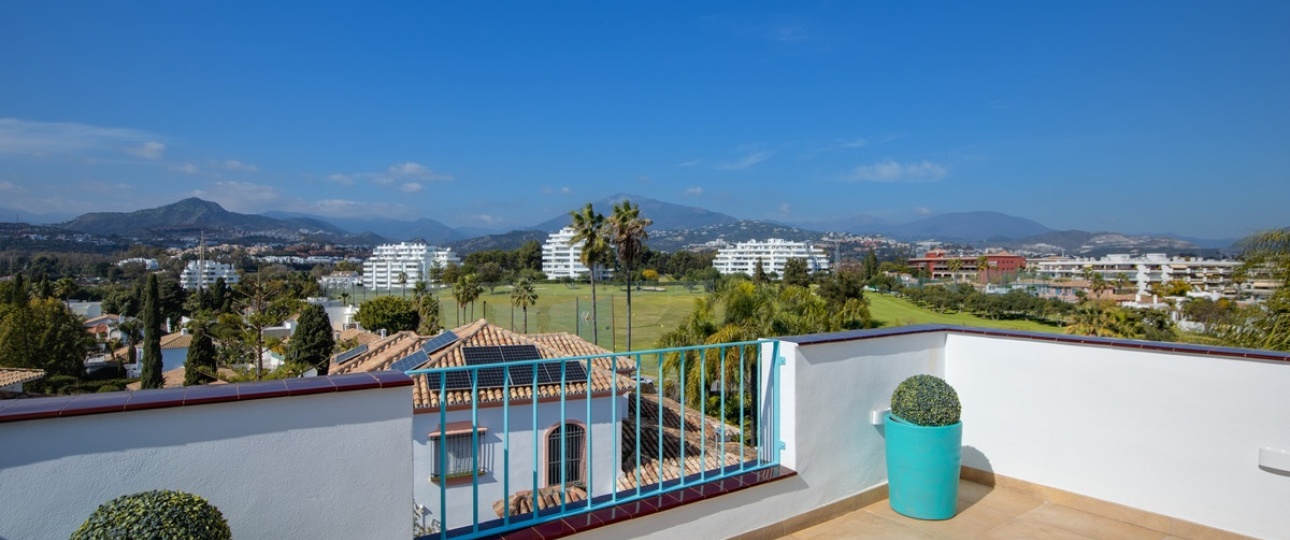 Resale - Town house - Marbella - Guadalmina Alta