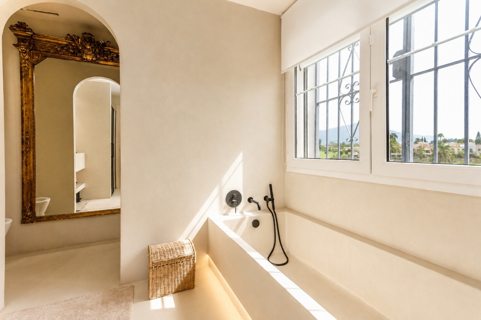 Resale - Town house - Marbella - Guadalmina Alta