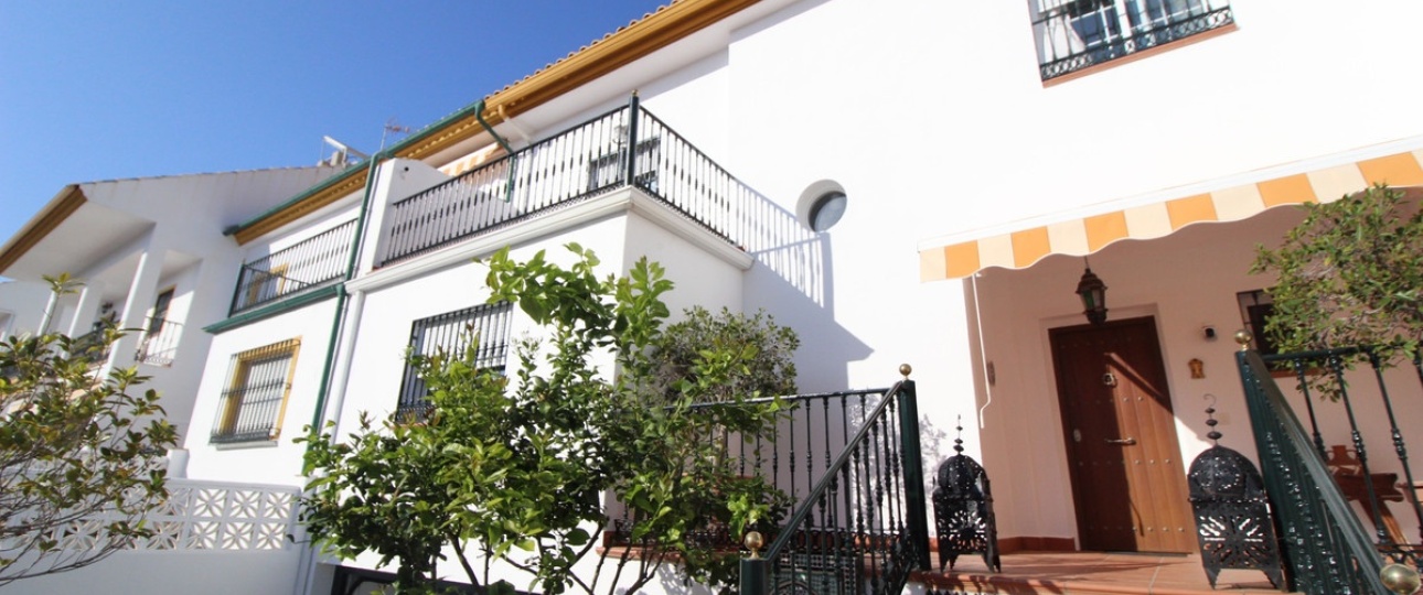Resale - Town house - Marbella - Guadalmina Alta