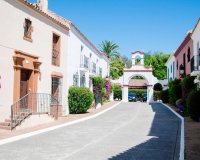 Resale - Town house - Marbella - Guadalmina Baja
