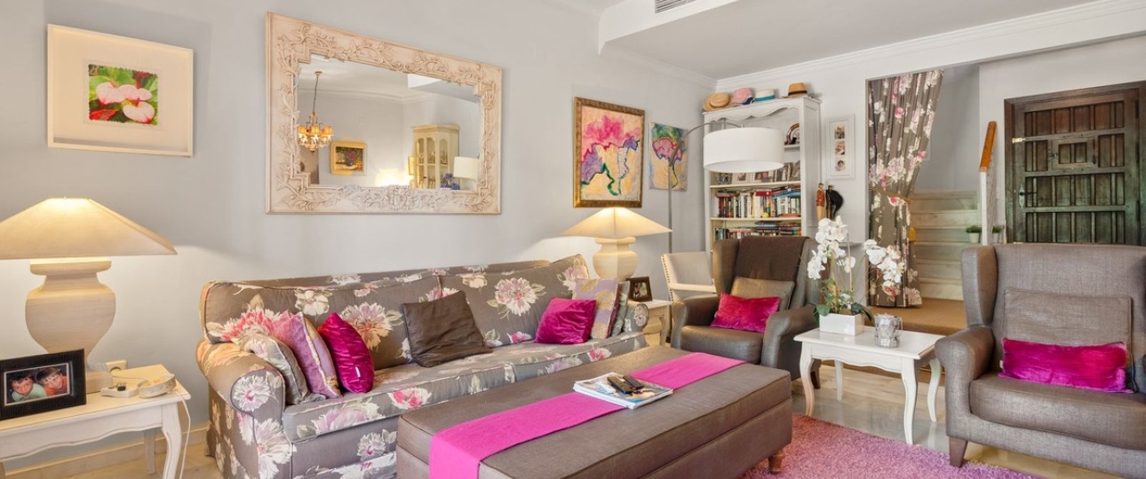 Resale - Town house - Marbella - Guadalmina Baja