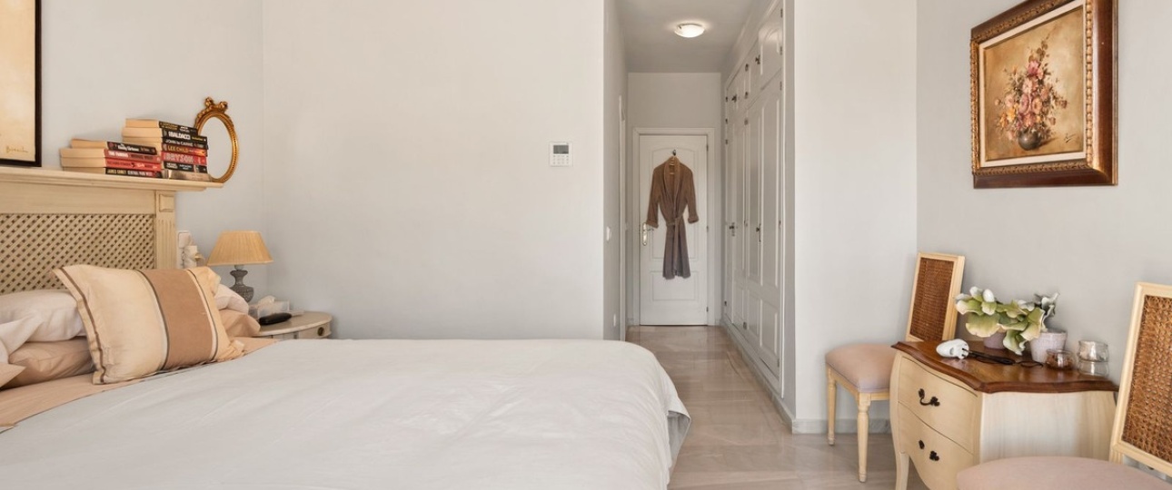 Resale - Town house - Marbella - Guadalmina Baja