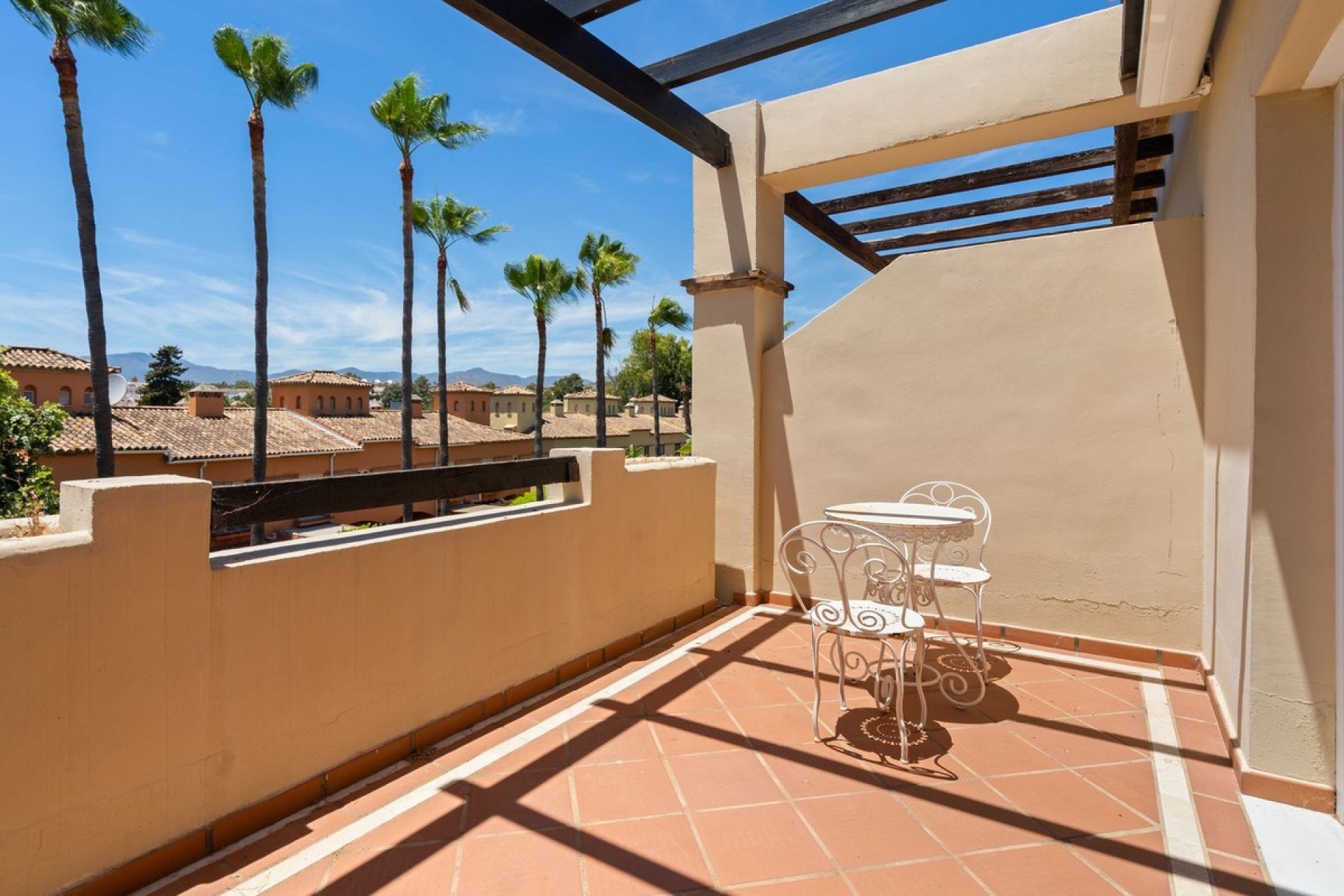 Resale - Town house - Marbella - Guadalmina Baja