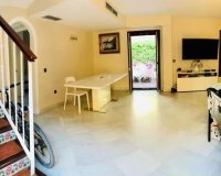 Resale - Town house - Marbella - Guadalmina Baja