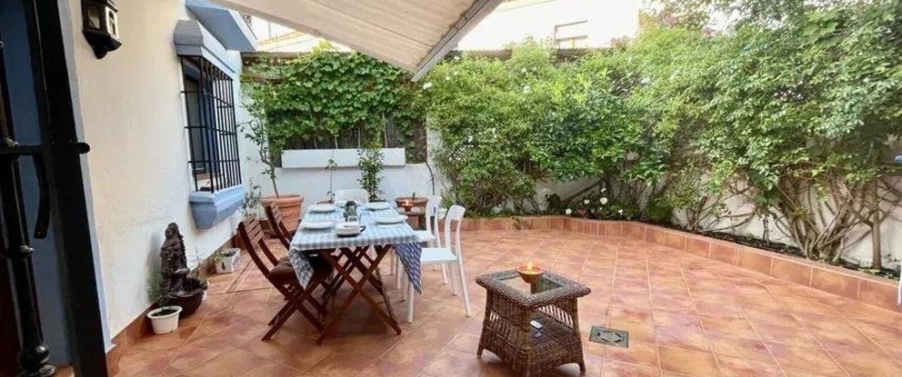 Resale - Town house - Marbella - Guadalmina Baja