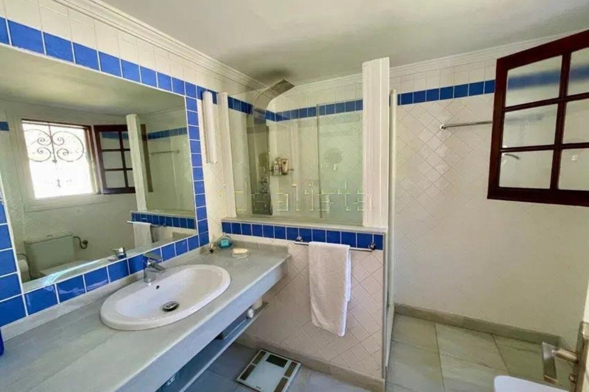 Resale - Town house - Marbella - Guadalmina Baja