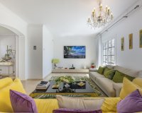 Resale - Town house - Marbella - La Mairena