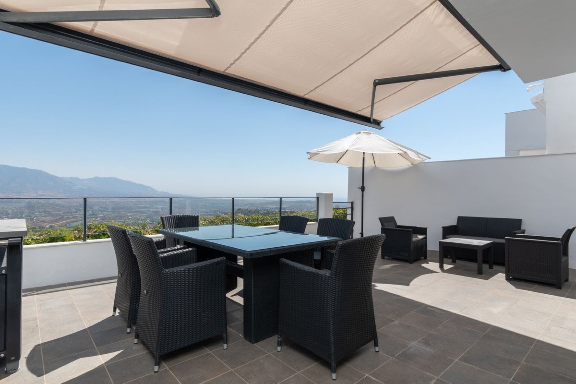 Resale - Town house - Marbella - La Mairena