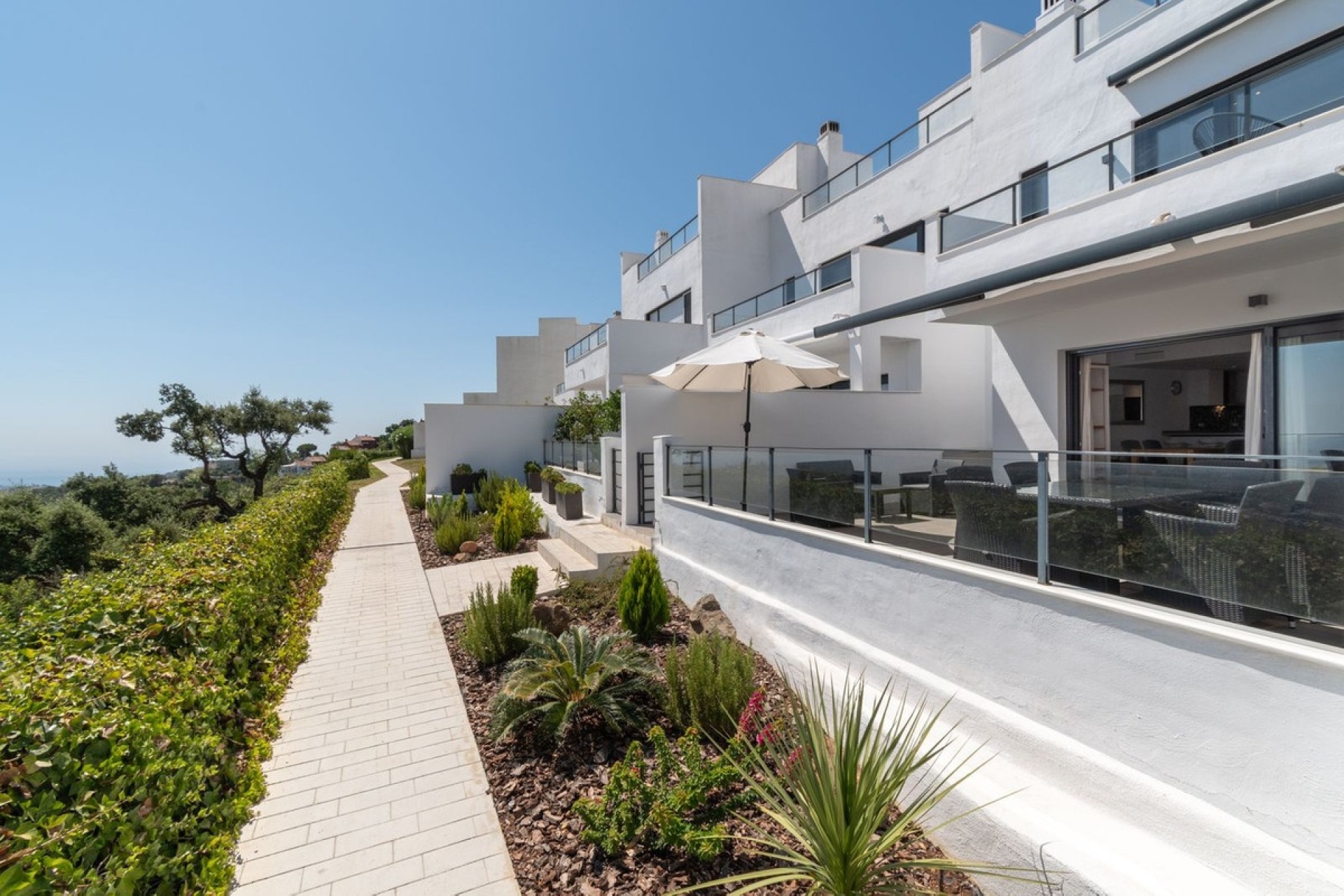 Resale - Town house - Marbella - La Mairena