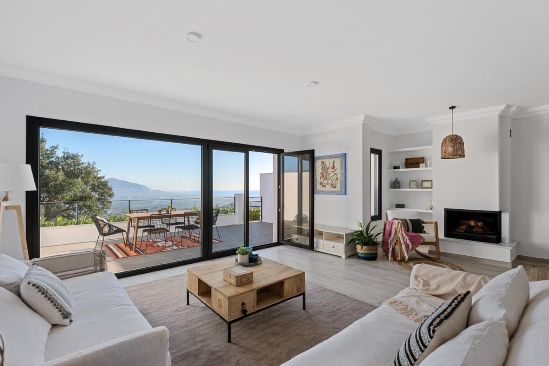 Resale - Town house - Marbella - La Mairena