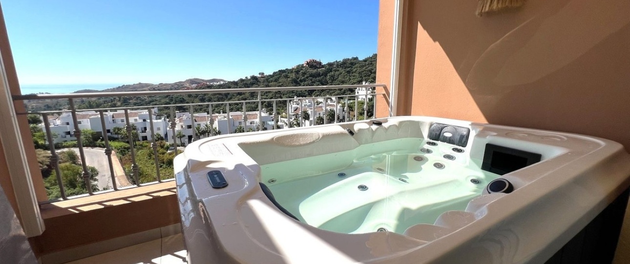 Resale - Town house - Marbella - La Mairena