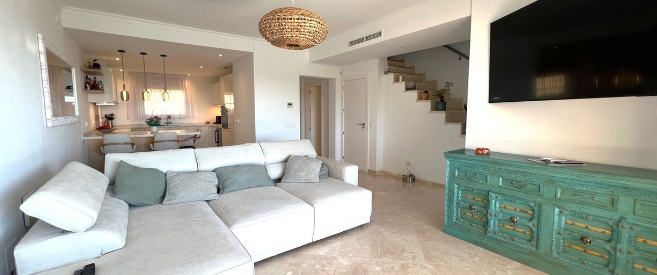 Resale - Town house - Marbella - La Mairena