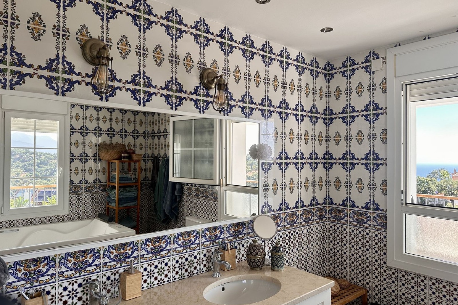 Resale - Town house - Marbella - La Mairena