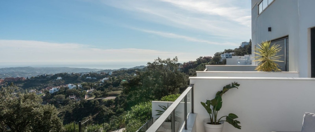 Resale - Town house - Marbella - La Mairena