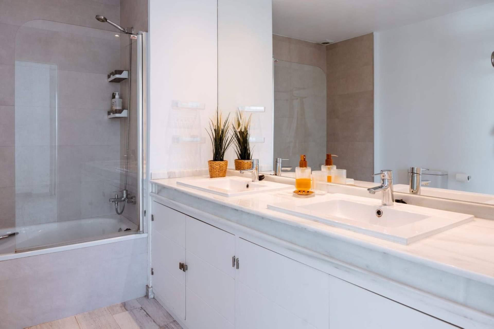 Resale - Town house - Marbella - La Mairena