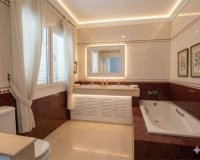 Resale - Town house - Marbella - Las Brisas