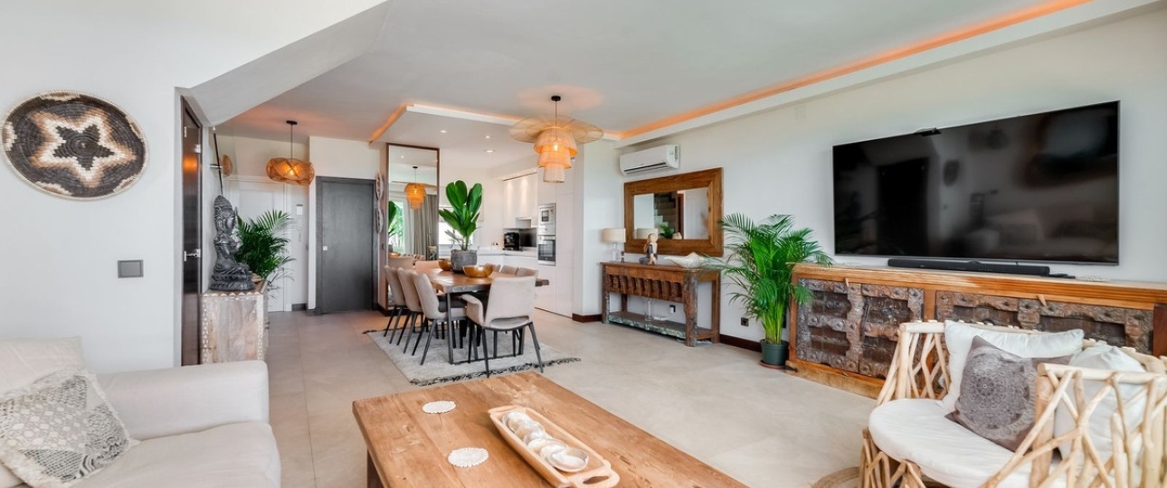 Resale - Town house - Marbella - Las Chapas