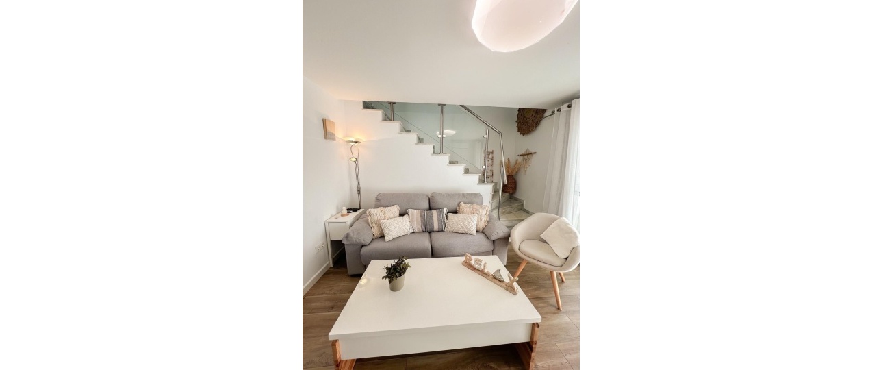Resale - Town house - Marbella - Las Chapas