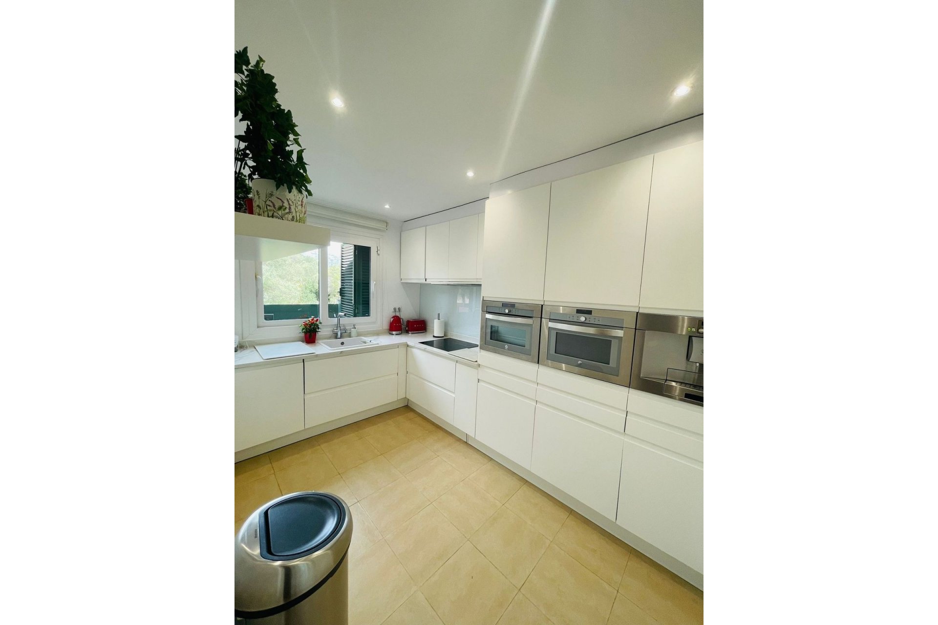Resale - Town house - Marbella - Los Monteros