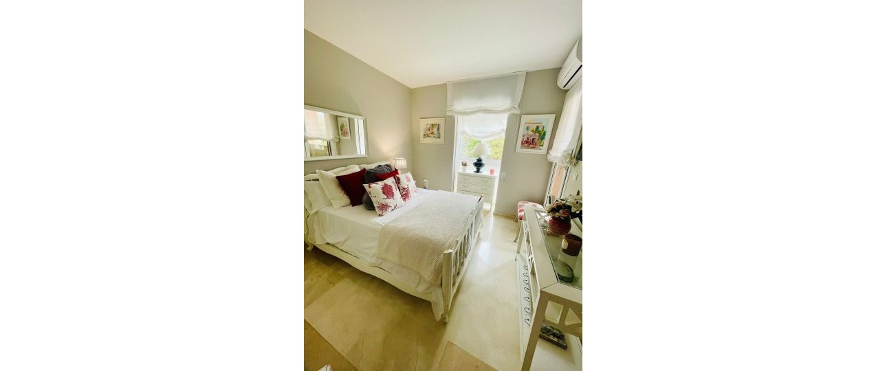 Resale - Town house - Marbella - Los Monteros