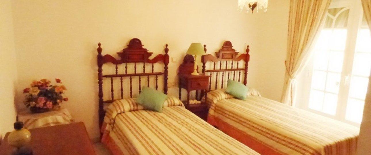 Resale - Town house - Marbella - Marbella Centro