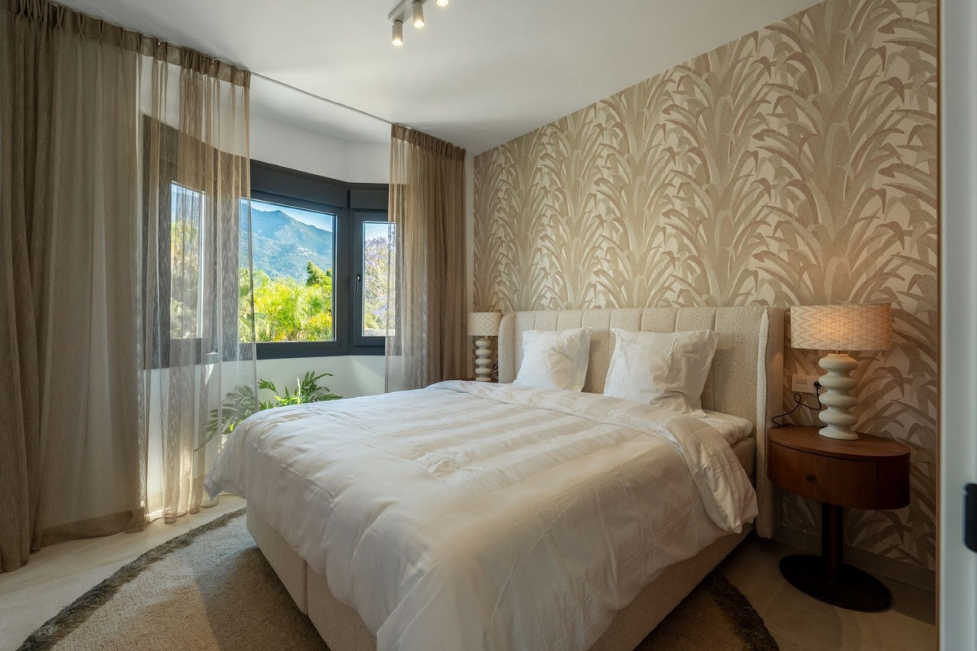 Resale - Town house - Marbella - Nagüeles