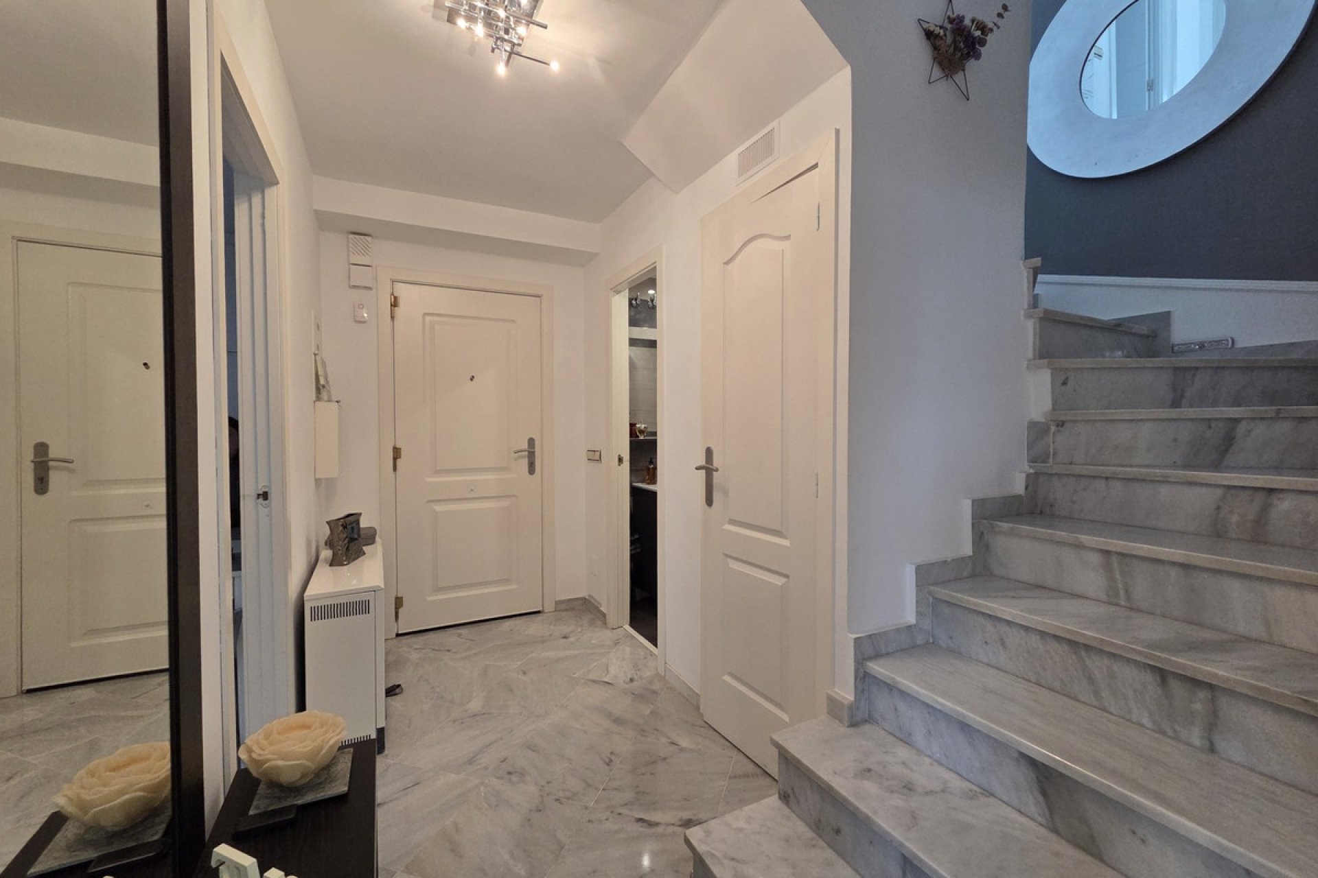 Resale - Town house - Marbella - Nagüeles