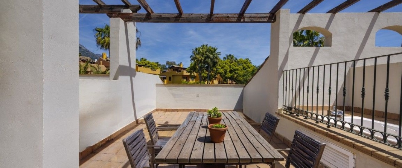Resale - Town house - Marbella - Nagüeles