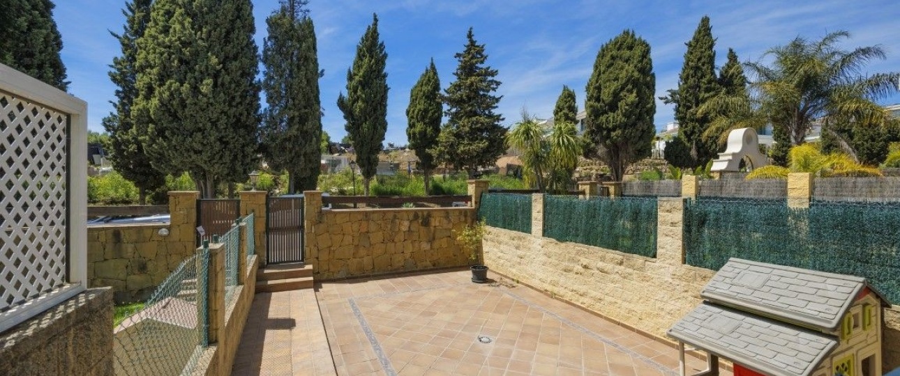 Resale - Town house - Marbella - Nagüeles