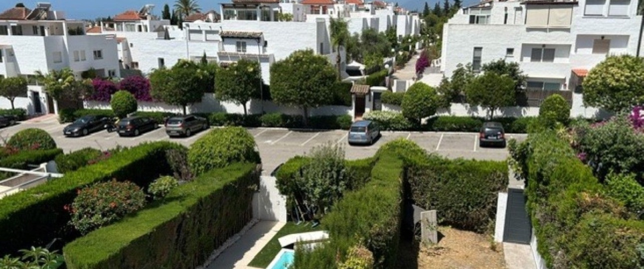 Resale - Town house - Marbella - Nagüeles