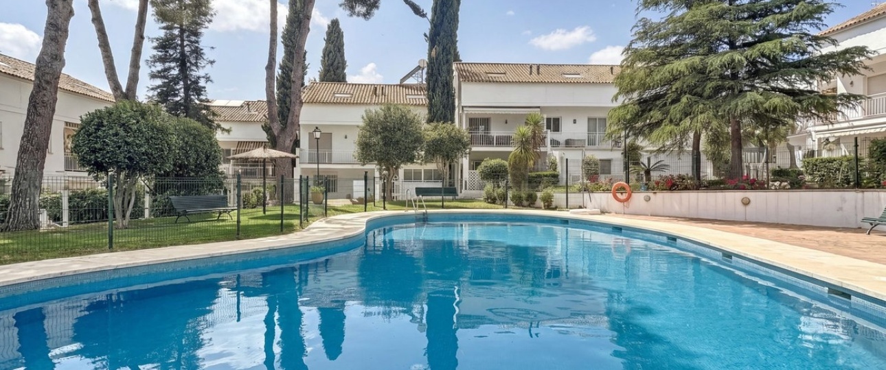 Resale - Town house - Marbella - Nagüeles