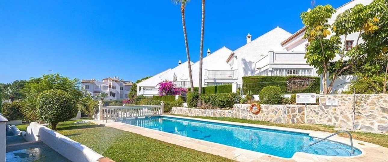 Resale - Town house - Marbella - Nagüeles