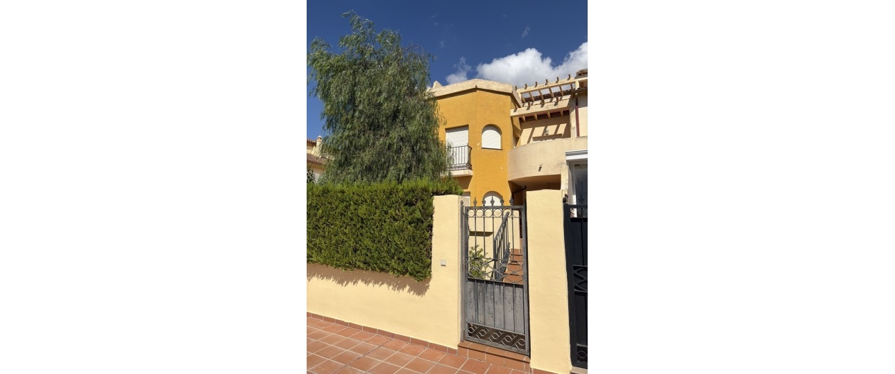 Resale - Town house - Marbella - Nagüeles