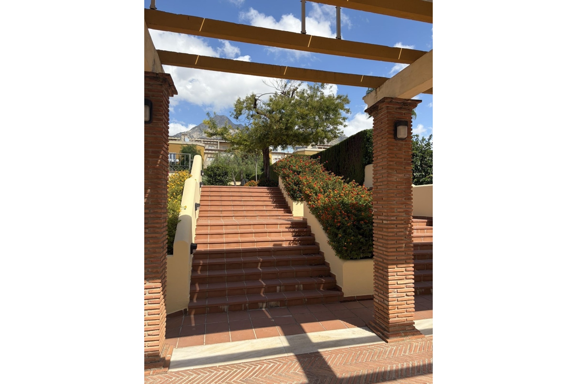 Resale - Town house - Marbella - Nagüeles