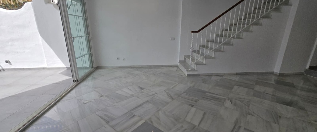 Resale - Town house - Marbella - Nagüeles