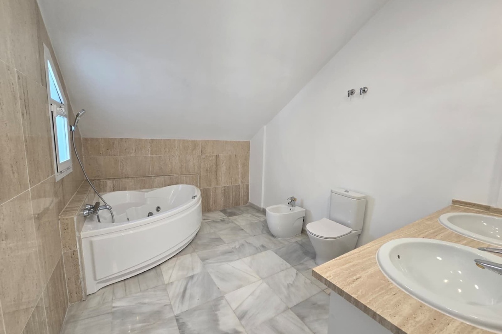 Resale - Town house - Marbella - Nagüeles