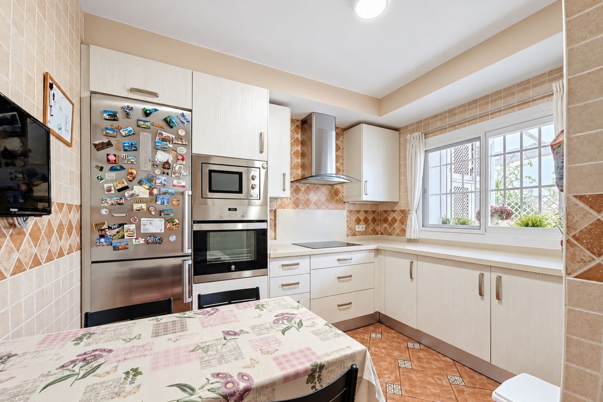 Resale - Town house - Marbella - Nagüeles