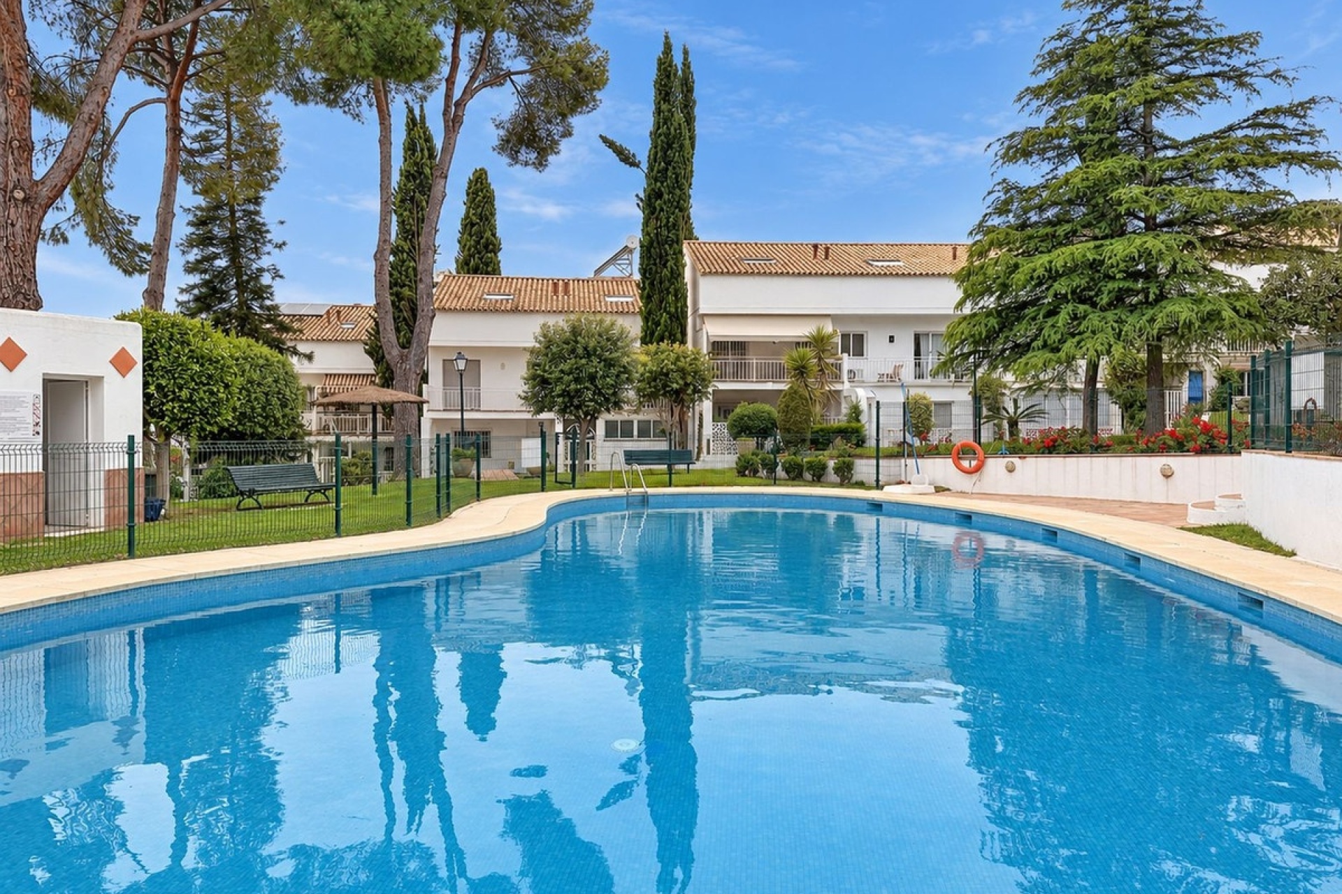 Resale - Town house - Marbella - Nagüeles