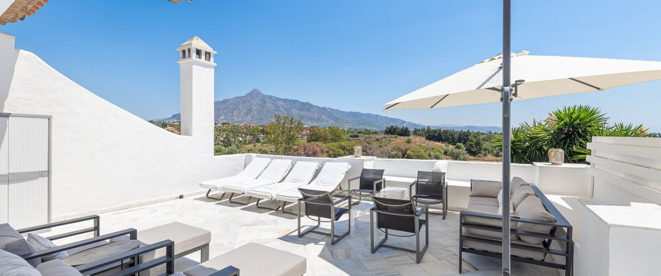 Resale - Town house - Marbella - Nueva Andalucía
