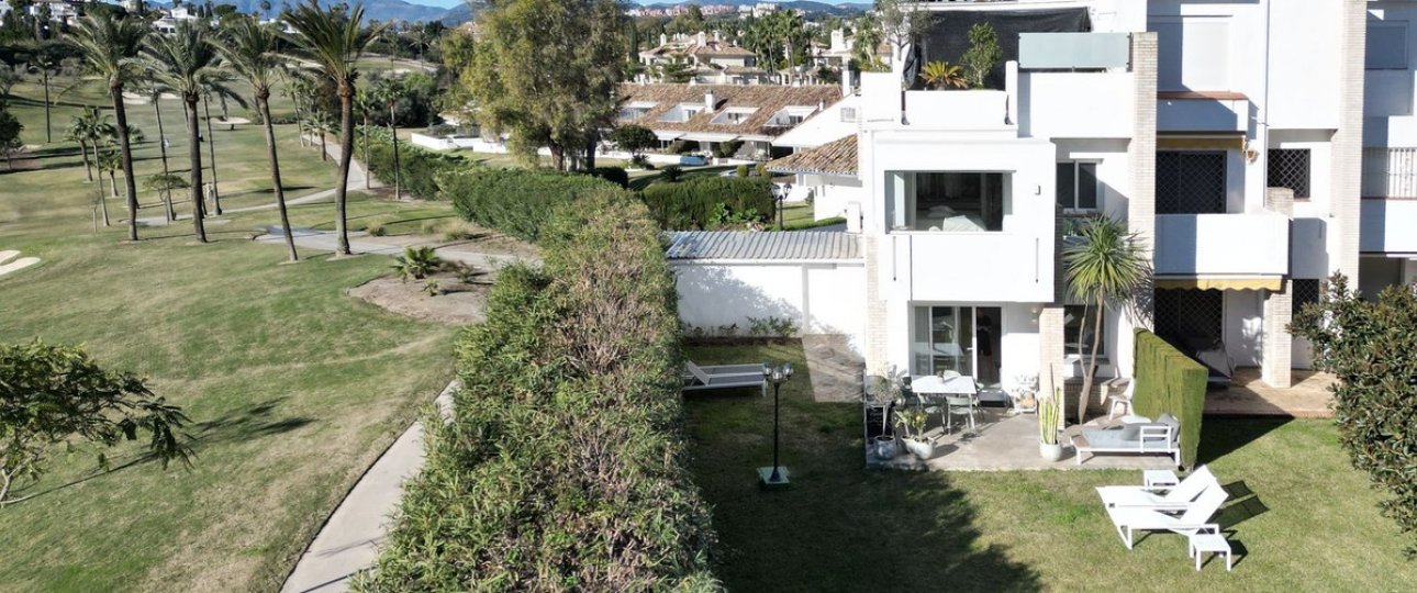 Resale - Town house - Marbella - Nueva Andalucía