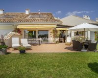Resale - Town house - Marbella - Nueva Andalucía
