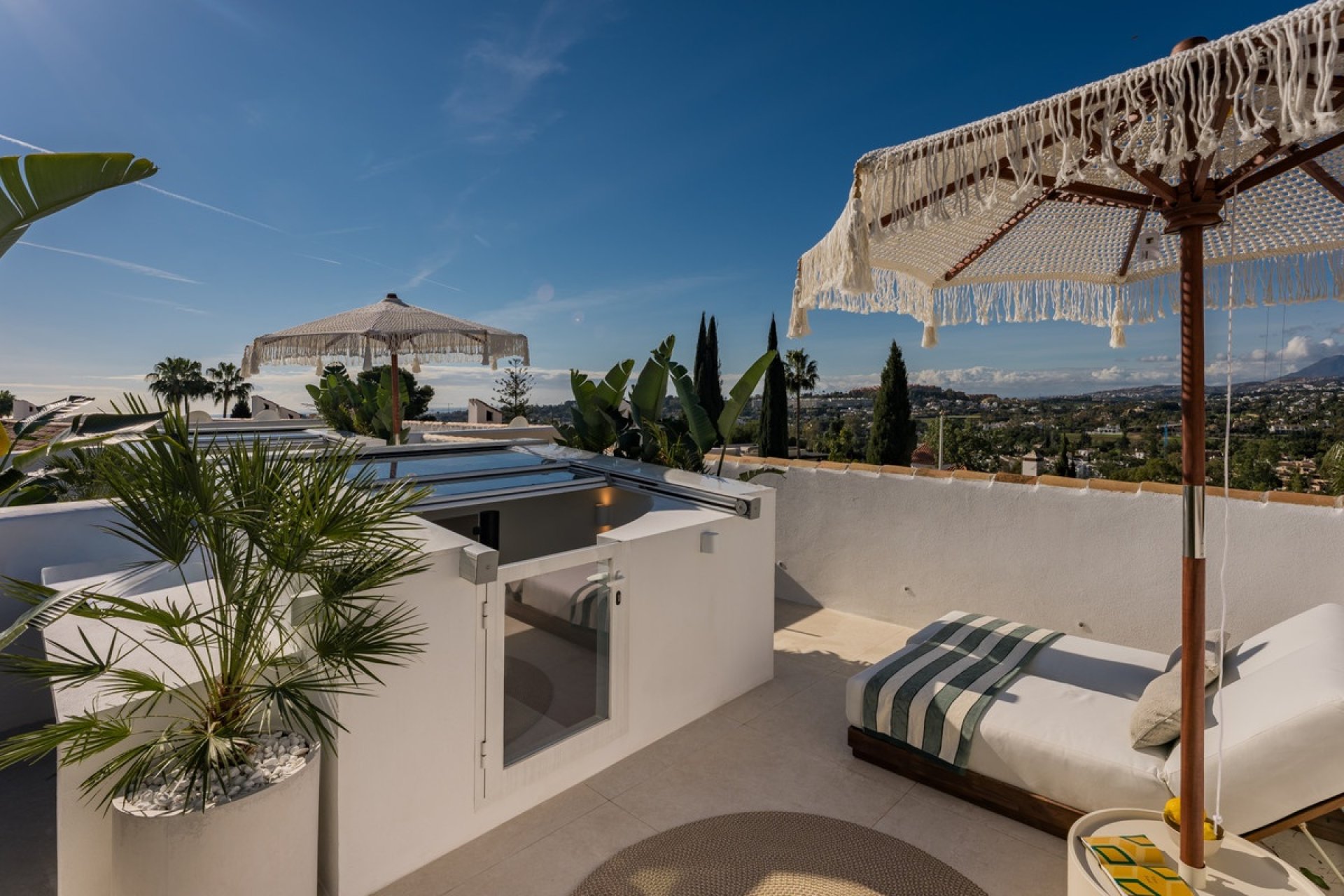Resale - Town house - Marbella - Nueva Andalucía