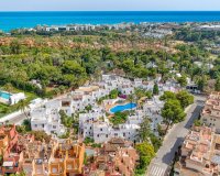 Resale - Town house - Marbella - Nueva Andalucía