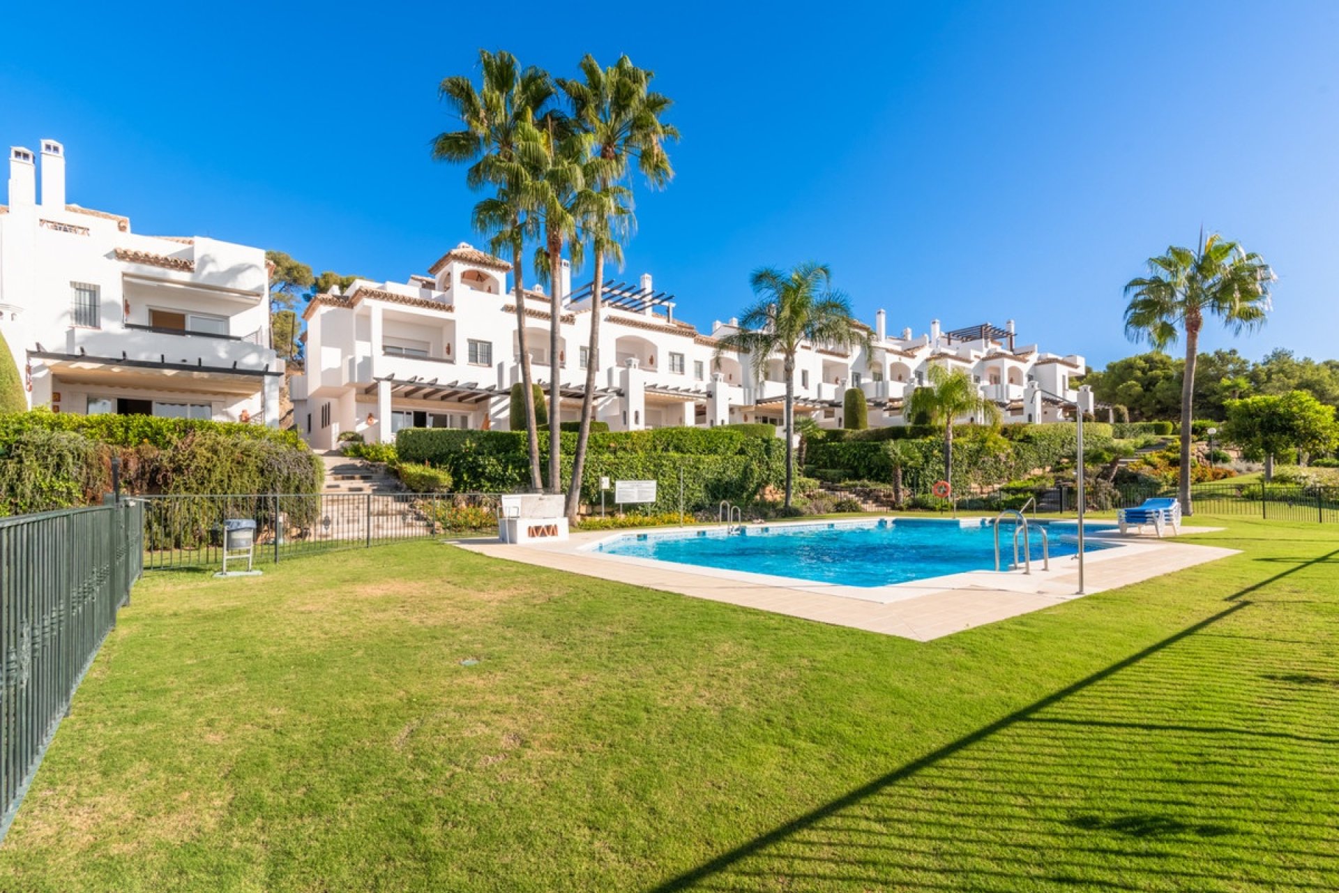 Resale - Town house - Marbella - Nueva Andalucía