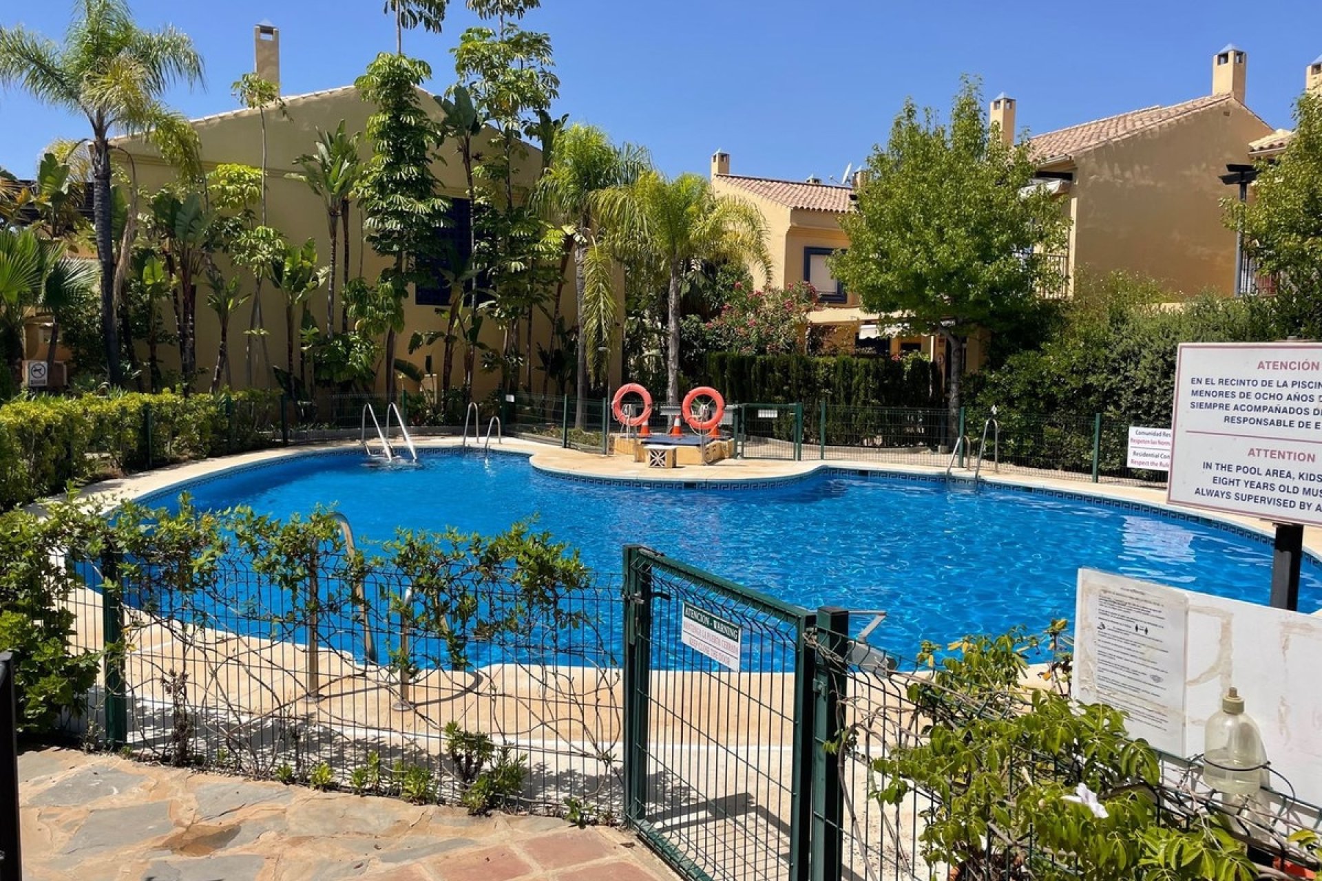 Resale - Town house - Marbella - Nueva Andalucía