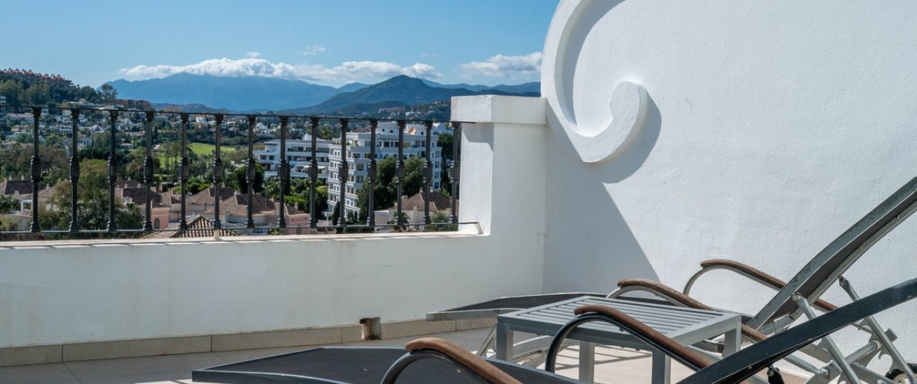 Resale - Town house - Marbella - Nueva Andalucía