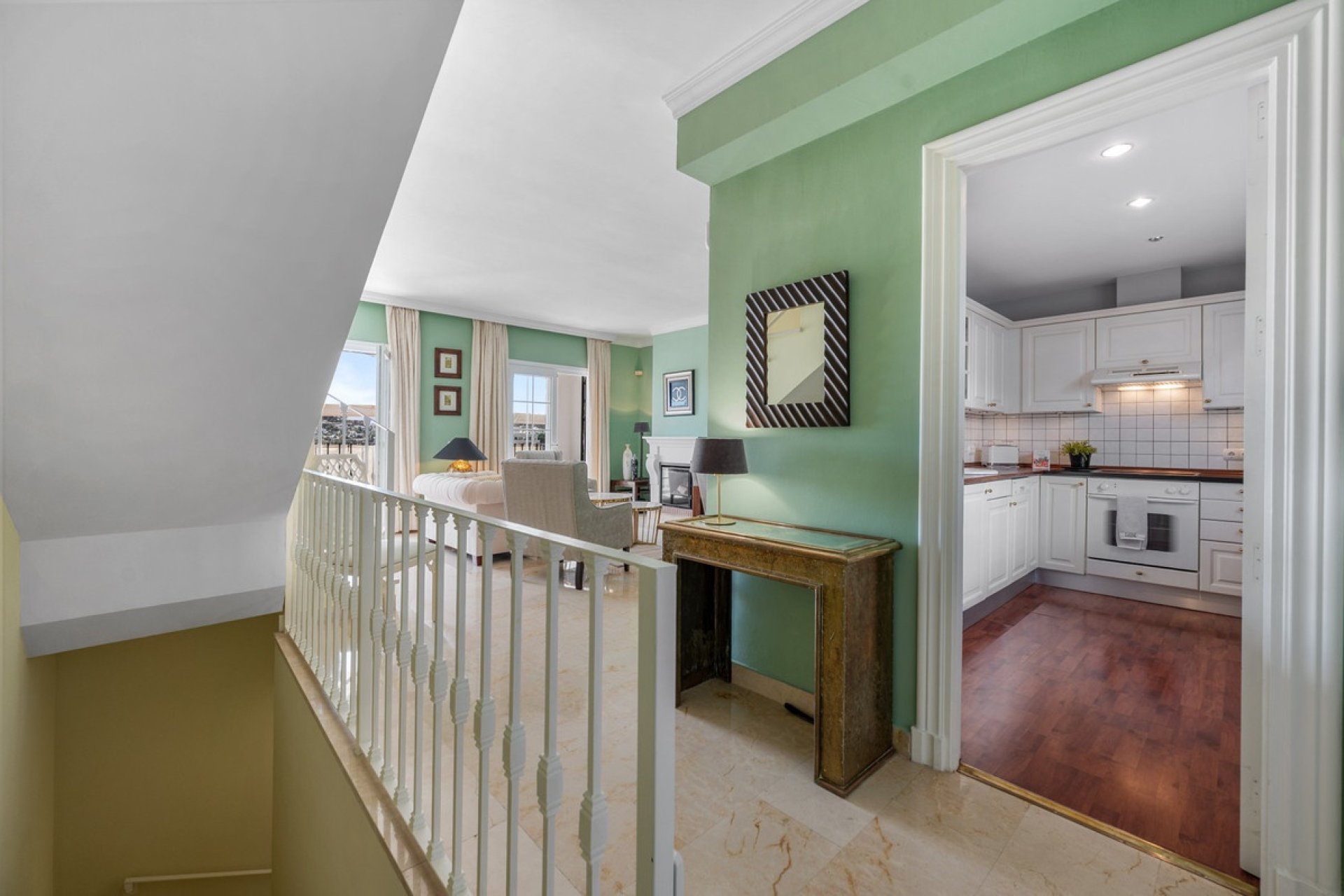 Resale - Town house - Marbella - Nueva Andalucía
