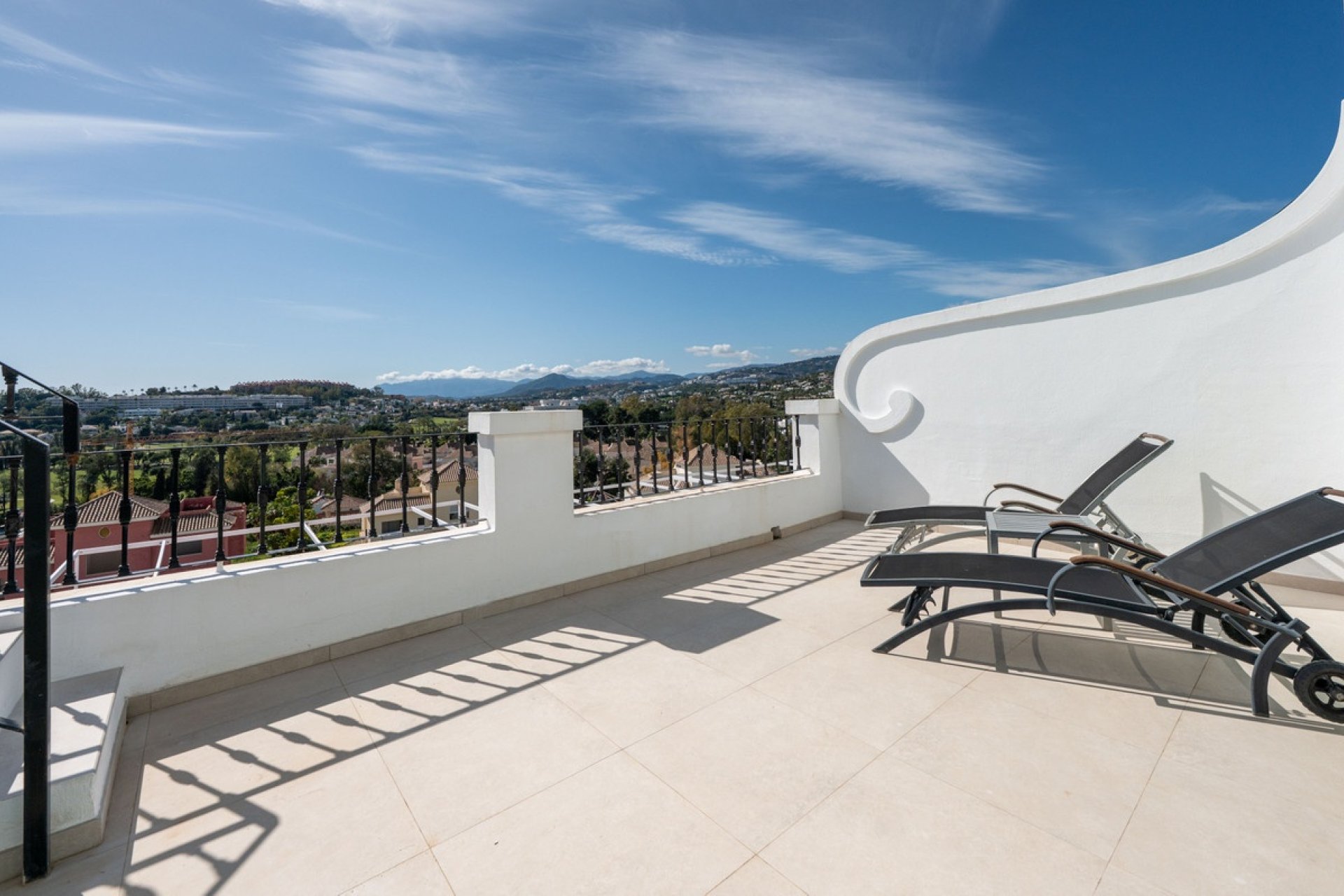 Resale - Town house - Marbella - Nueva Andalucía
